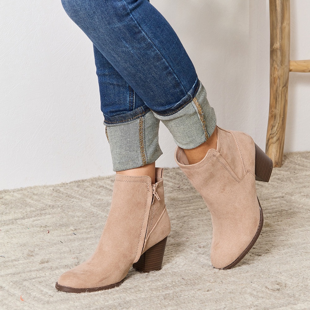 NEW**-East Lion Corp Block Heel Point Toe Ankle Boots OFFERS WELCOME